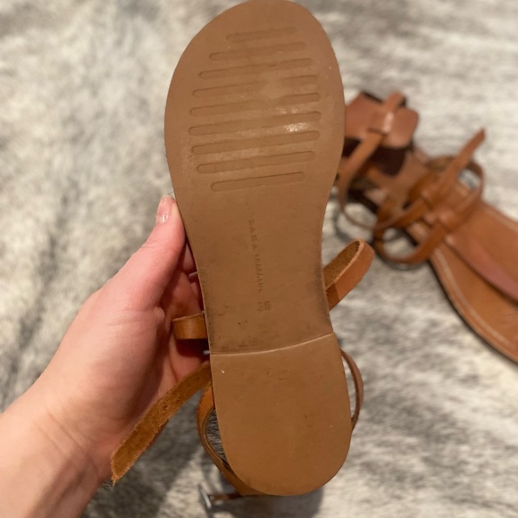 Zara Tan Leather Sandals - Picture 2 of 2
